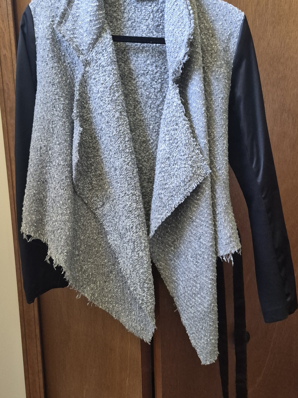 Vera Wang Gray Bouclé Draped Front Jacket with Black Sleeves